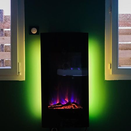 Delit D'Amour Avroult Exteriör bild